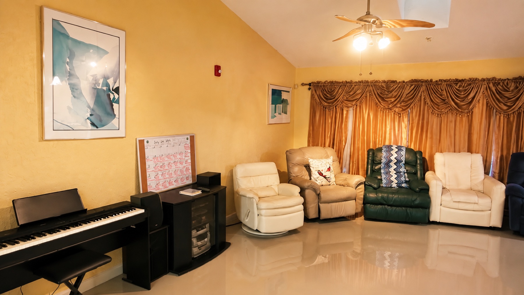 Activity and music room at Everlasting II